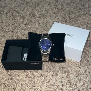 Seiko solar watch for men brand new with tags.